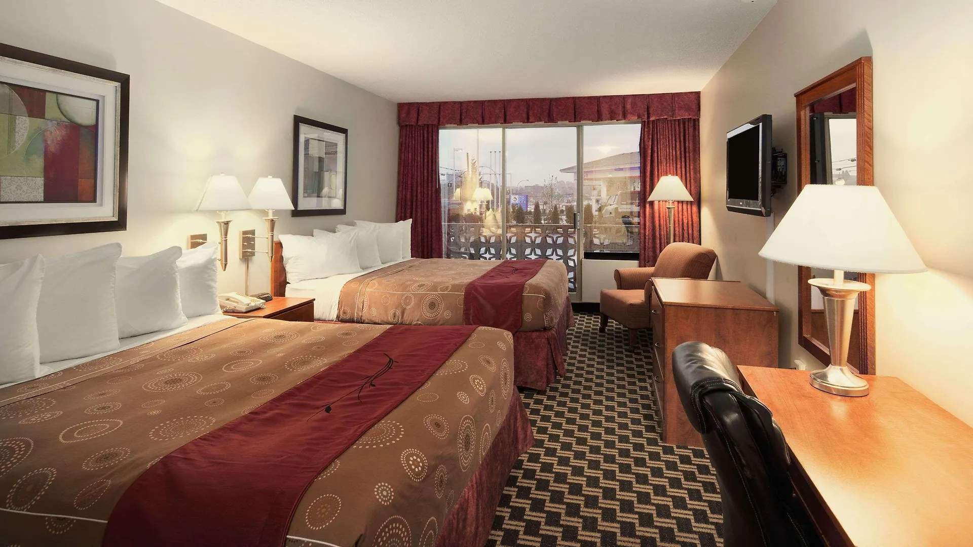 Travelodge By Wyndham Nanaimo 2*,