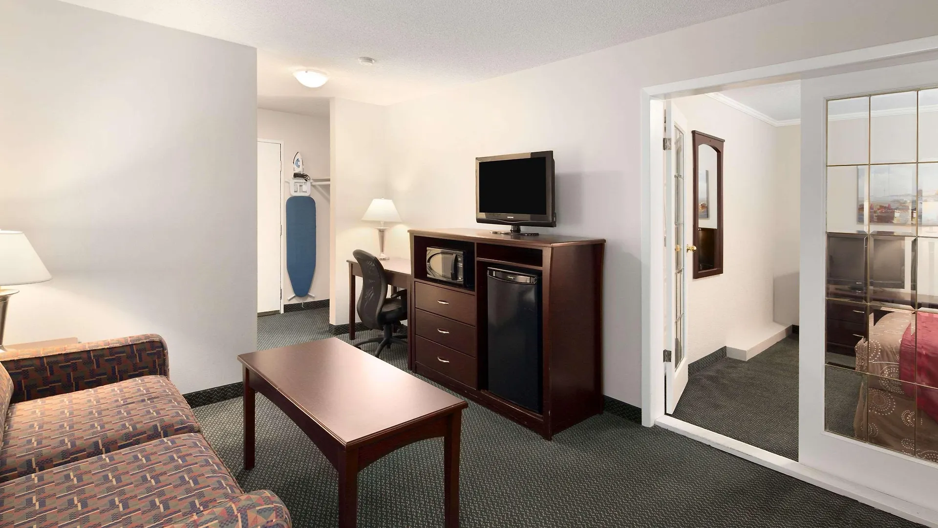 Travelodge By Wyndham Nanaimo
